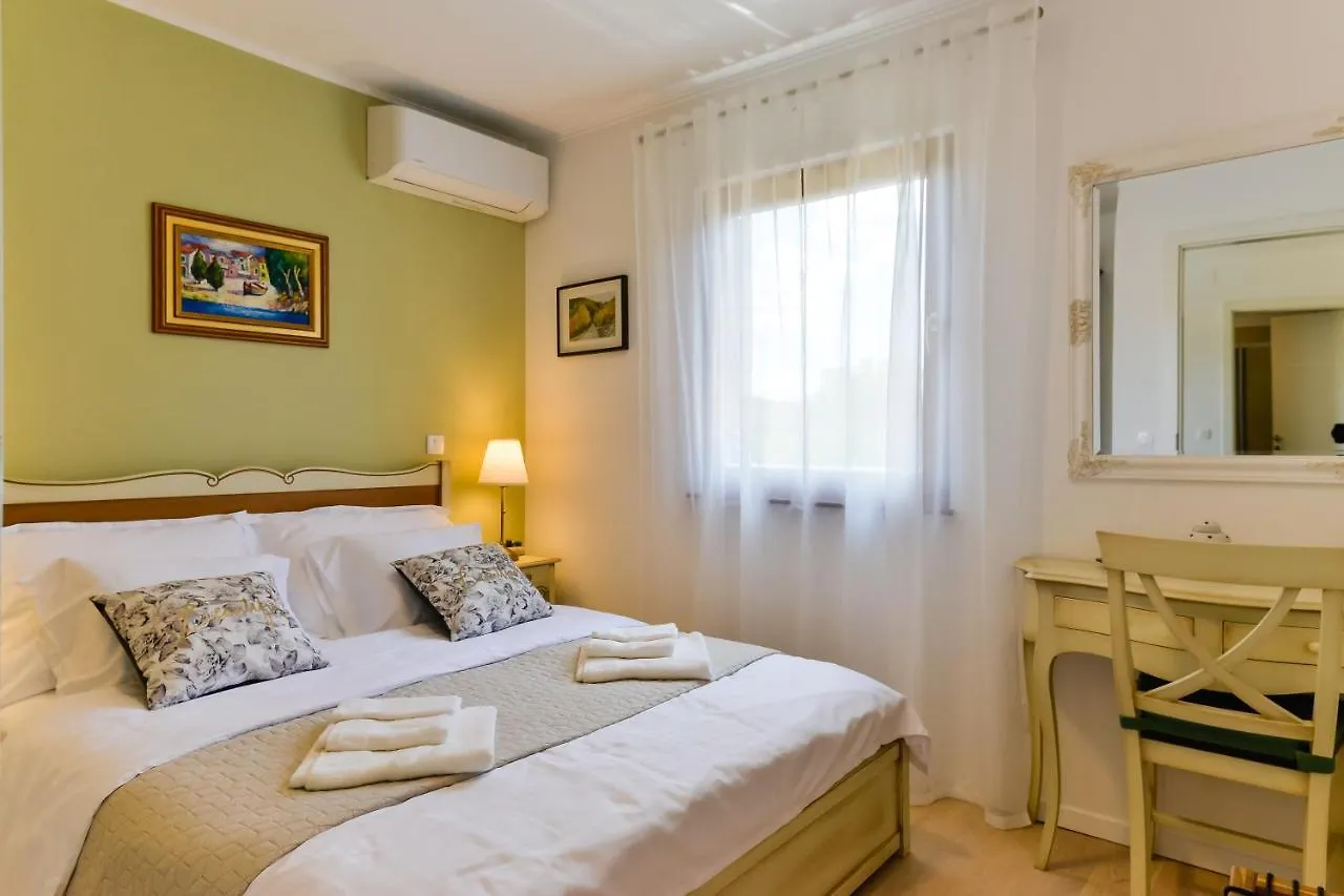 Villa Luciana Spa House, Buje 0*,  Croatia